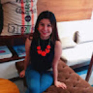 Meet your Posher, Maria alejandra